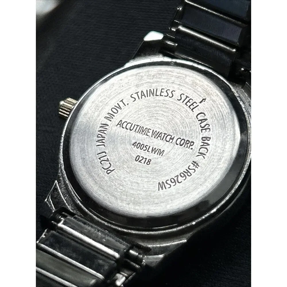 Two Tone White Dial Women’s Stretch Band Quartz Watch